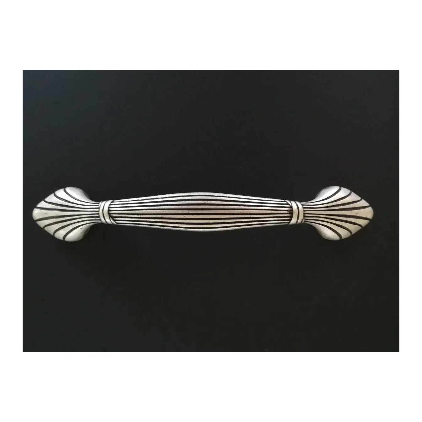 Epocantica Armadio 3 porte 4 cassetti abete laccato bianco