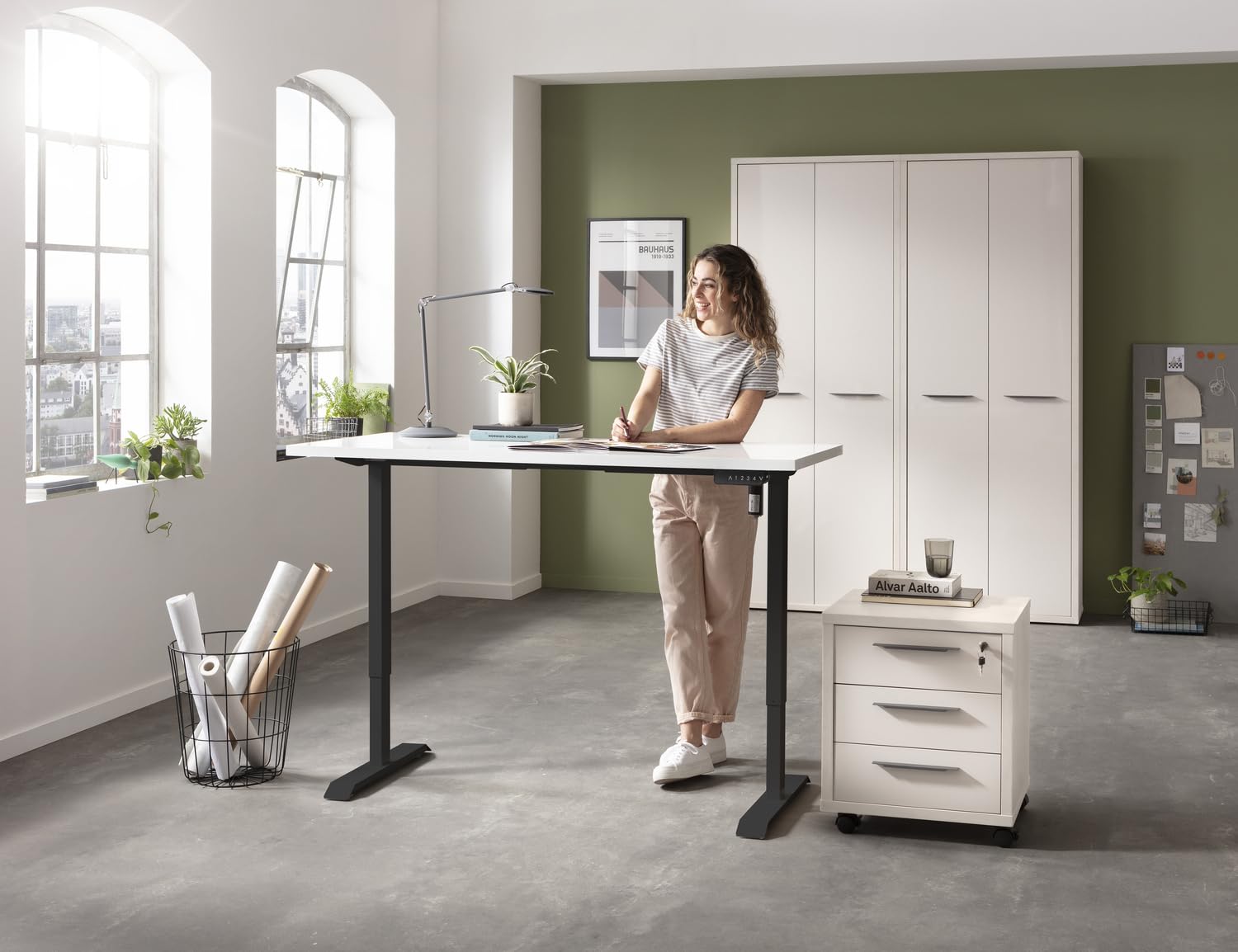 Composad Energia scrivania altezza regolabile 150x69 bianco laccato nero