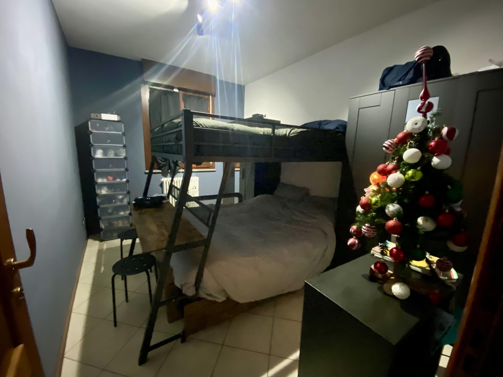 Dolamaní Letto a Soppalco 140x200 con Scrivania Nero in Metallo
