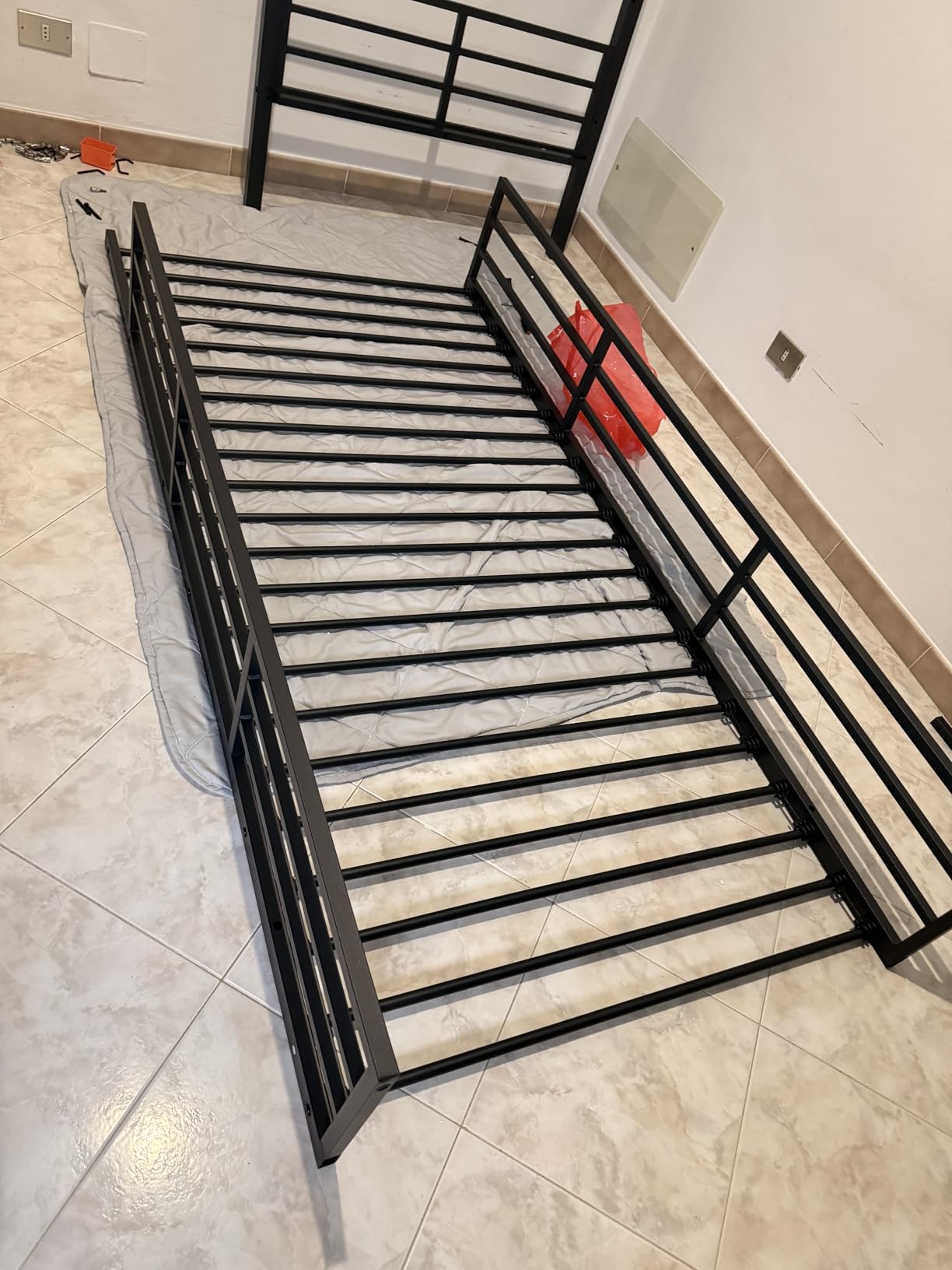 Dolamaní Letto a Soppalco 140x200 con Scrivania Nero in Metallo