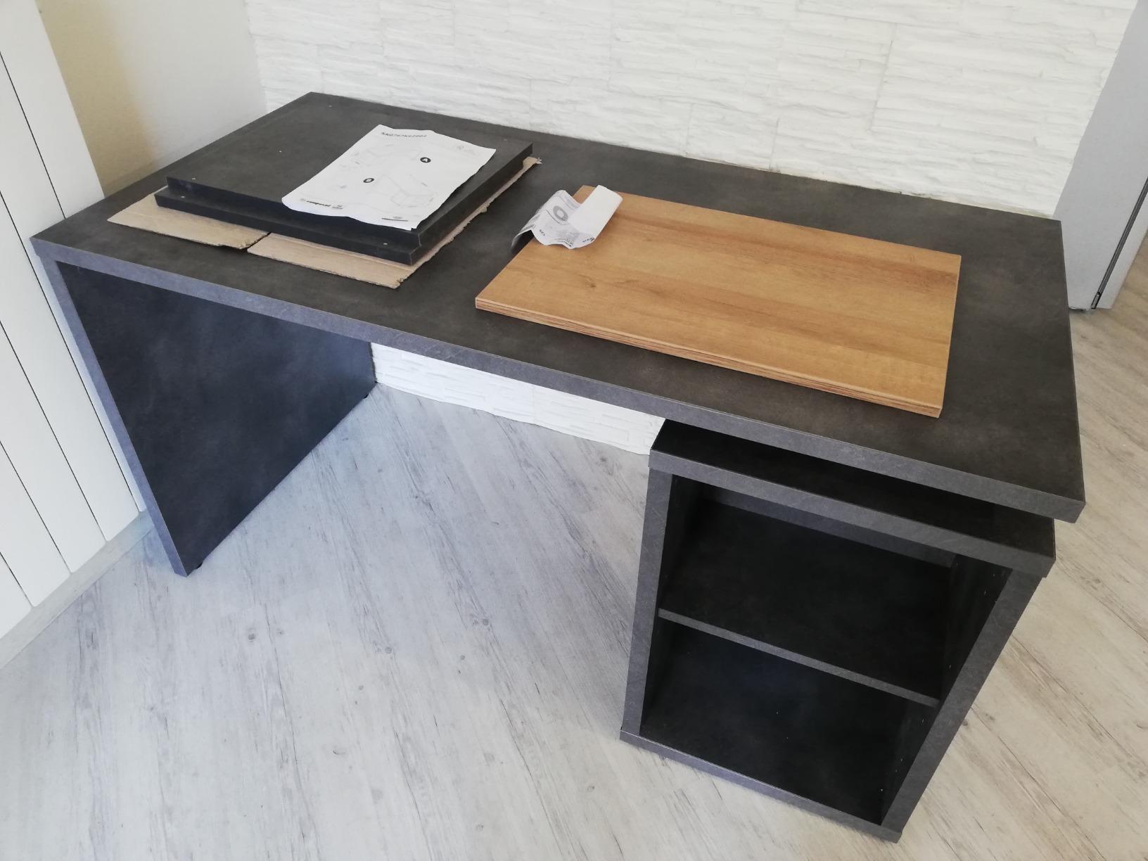 COMPOSAD Core Scrivania 1 Anta 3 Vani Bianco Laccato 140 cm